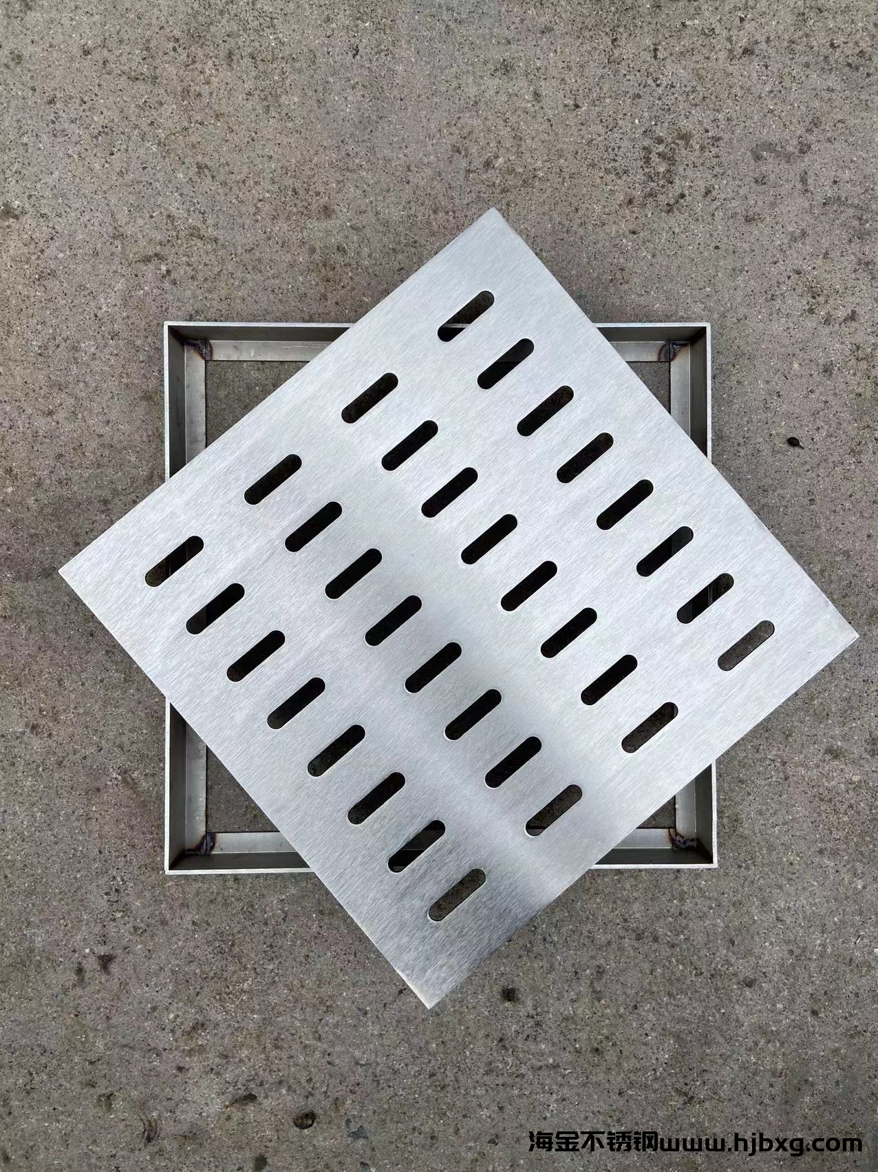 304不锈钢水篦子 正方形 四排孔